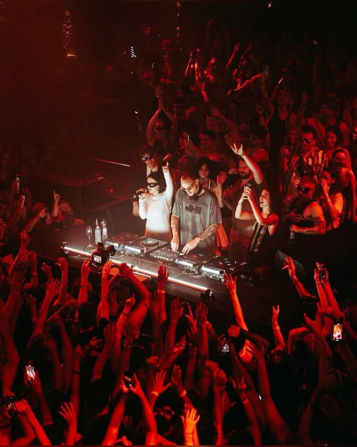 Charli xcx live at BRAT - PARTY GIRL - Ibiza Boiler Room set