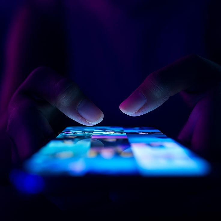 Abstracted user interface forecasting a 16% off target for 2027 emissions goal alongside an image of a mossy tree on top of a light blue gradient background